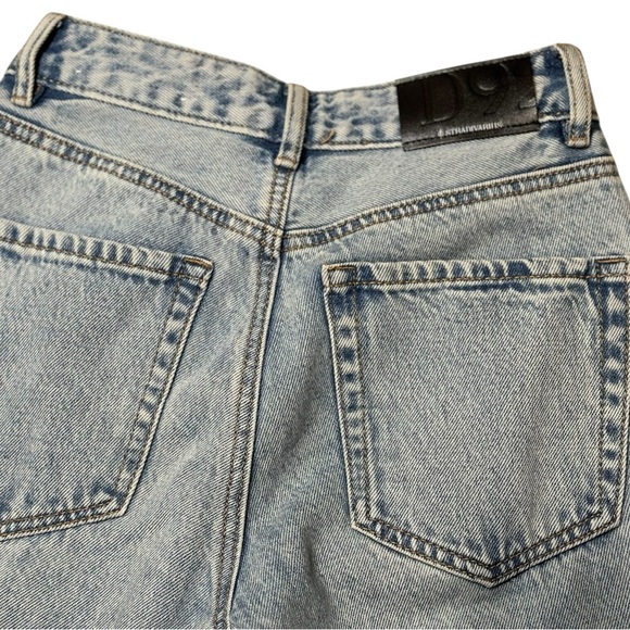 Stradivarius D92 Light Blue Distressed Jeans - Picture 6 of 6